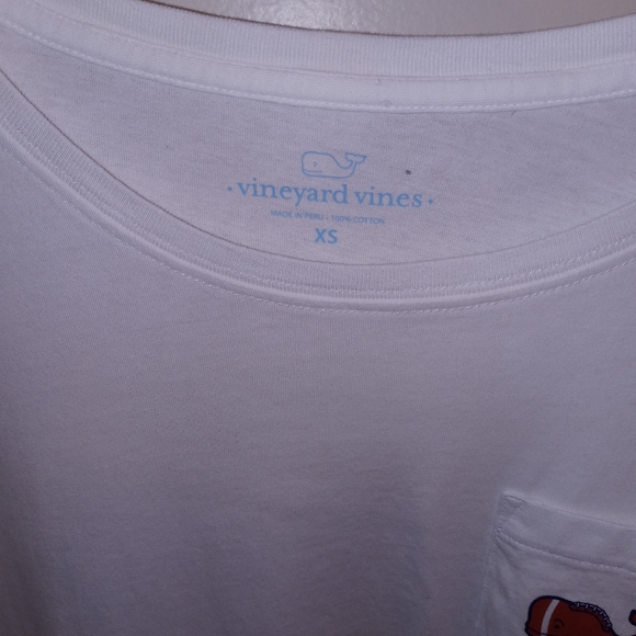 Vineyard Vines long sleeve - Picture 2 of 4